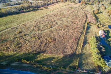 1252 Tommy Dodson Rd, Cookeville, TN 38506 - photo 5