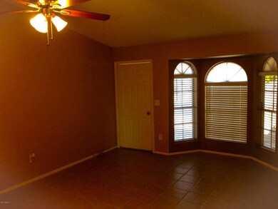 Fantastic Large GREAT ROOM