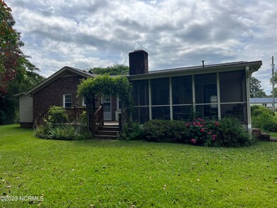 2401 Letchworth Cir, Winterville, NC 28590 - photo 5