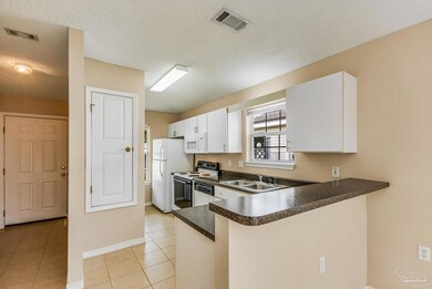 2523 Trailwood Dr, Cantonment, FL 32533 - photo 7