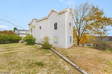 481 Preakness Ave, Paterson, NJ 07502 - photo 3