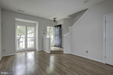12474 Selkirk Cir, Bristow, VA 20136 - photo 2