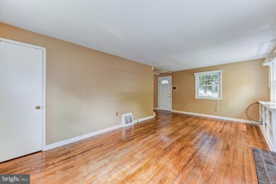 82 E Swamp Rd, Doylestown, PA 18901 - photo 5