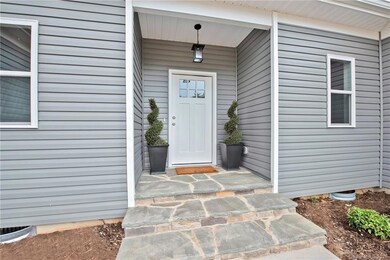 253 Lone Pine Rd unit 4, Statesville, NC 28625 - photo 2