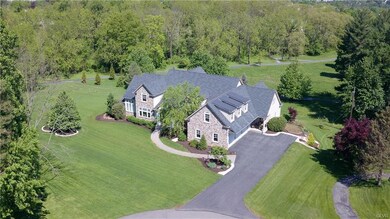 140 S Buttonwood St, Macungie, PA 18062 - photo 2