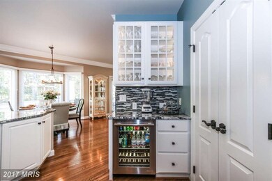 12041 Creekbend Dr, Reston, VA 20194 - photo 6