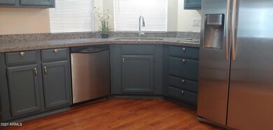 kitchen 3 granite counters