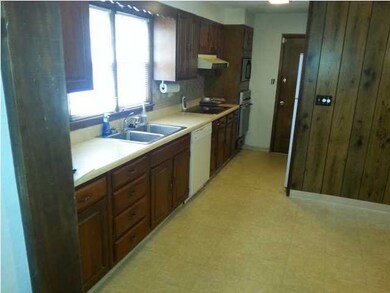 Kitchen Area...see additional pic's of refrigerato