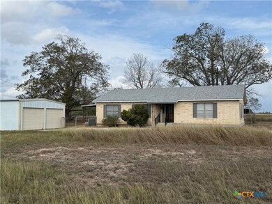 4689 County Road 302, Runge, TX 78151 - photo 2