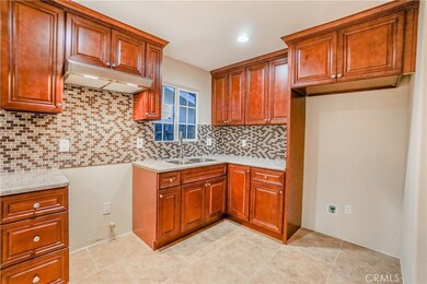 1310 W 152nd St, Compton, CA 90220 - photo 6