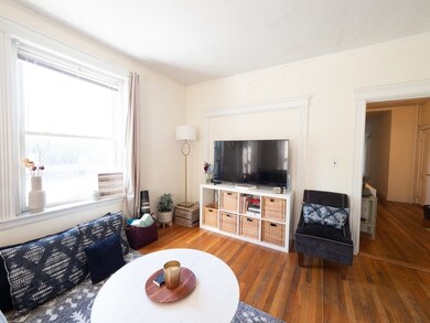 74 Babcock St unit 1, Brookline, MA 02446 - photo 4