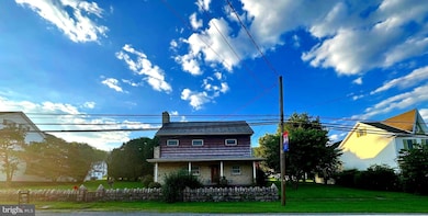 509 E Market St, Williamstown, PA 17098 - photo 3