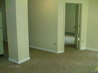 524 N Fountain St unit 1, Allentown, PA 18102 - photo 3