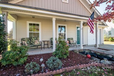 1462 Winter Dr, Statesville, NC 28677 - photo 4