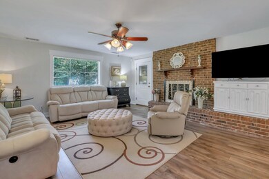 42 Paige Point Rd, Seabrook, SC 29940 - photo 4