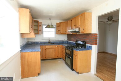 705 W Birchtree Ln, Claymont, DE 19703 - photo 6