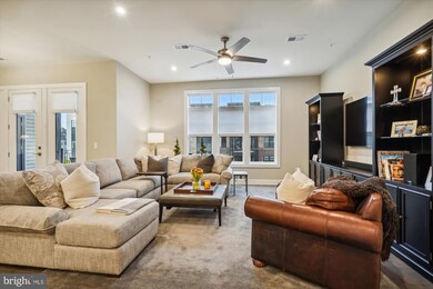 43439 Croson Ln unit 300, Ashburn, VA 20148 - photo 6