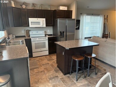 2796 High Desert Loop, Umatilla, OR 97882 - photo 6