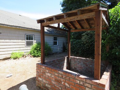 3845 Old Stage Rd well pic