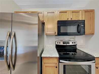 1509 Hughes Ct, High Point, NC 27263 - photo 6