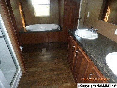 Double Vanities, Garden Tub, Separate Shower, Walk in Closet
