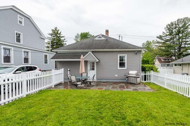 229 Whitehall Rd, Albany, NY 12209 - photo 4