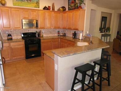 Breakfast Bar/Kitchen