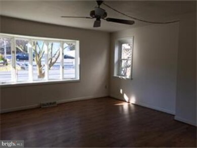 922 Morgantown Rd, Reading, PA 19607 - photo 6