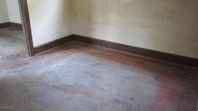 53 Poplar St, Wilkes Barre, PA 18702 - photo 4