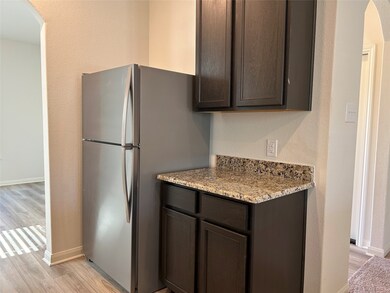 Stainless steel appliances included