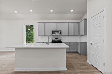 15556 Bonnethead Rd, San Antonio, TX 78253 - photo 6