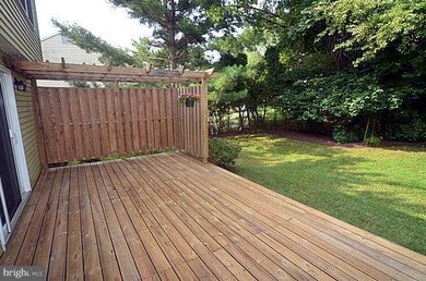 14904 Lear Ln, Silver Spring, MD 20905 - photo 2