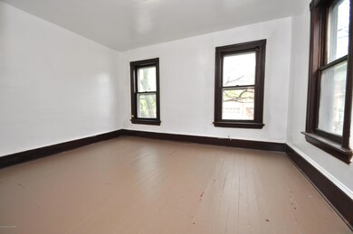 701 Sarah St, Stroudsburg, PA 18360 - photo 5