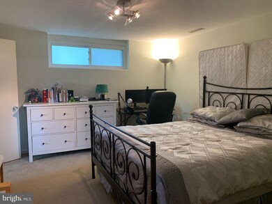 6308 Beachway Dr, Falls Church, VA 22044 - photo 3