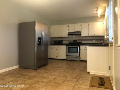 5515 Idlewood Ln, Louisville, KY 40291 - photo 5