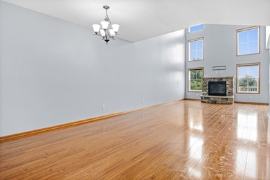 10174 Indigo Dr, Eden Prairie, MN 55347 - photo 3