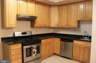 428 Kenyon St NW, Washington, DC 20010 - photo 7