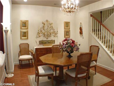 Dining Room - Dining Room with tray ceiling