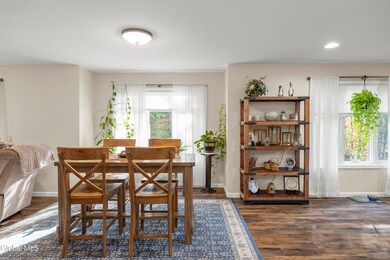 7 the Concourse, Niverville, NY 12130 - photo 3