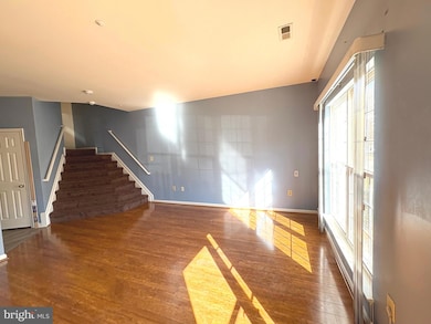 302 Assembly Point Ct, Odenton, MD 21113 - photo 4