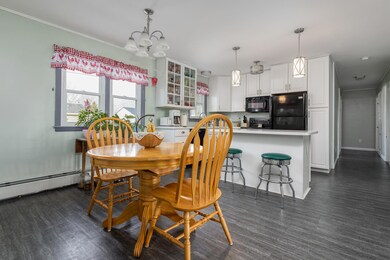 37 McArthur Ave_W5_017