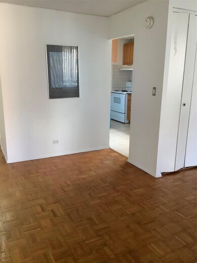 Woodner House Condominiums unit 9DA, Flushing, NY 11355 - photo 3