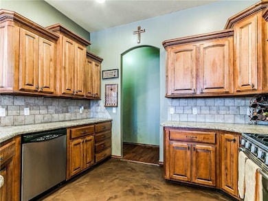 2601 SE 5th St, Moore, OK 73160 - photo 5