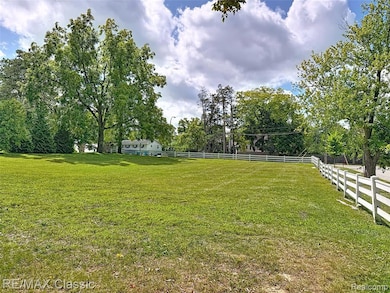 View looking in from Tuomy with Washtenaw to the right