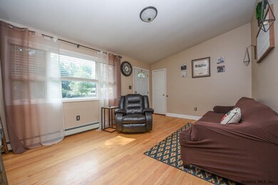 11 Gadsen Ct, Albany, NY 12205 - photo 6