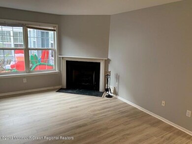 426 Indigo Ct, Morganville, NJ 07751 - photo 4