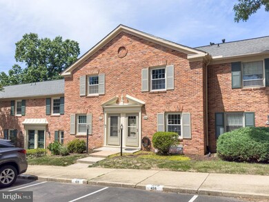 8314 Darlington St unit 459, Springfield, VA 22152 - photo 2