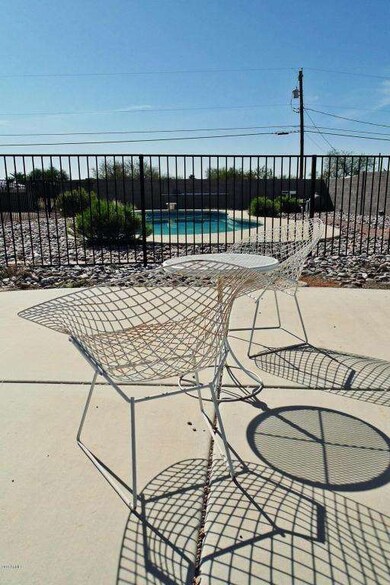 Seating By Pool(2)