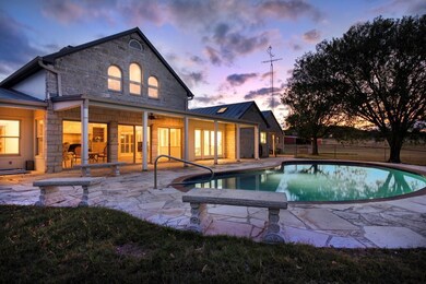 112 Armadillo Run, Fredericksburg, TX 78624 - photo 4