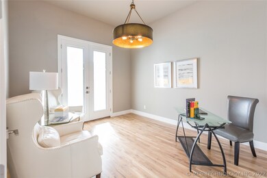 3821 W Van Buren St, Broken Arrow, OK 74011 - photo 4